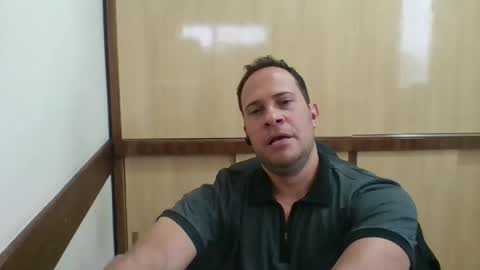 Rick Arian online show from 12/18/25, 02:01