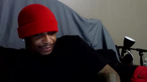 Snapshot of rickavelli chatting on 02/06/26, 08:23 Rick online show from 02/06/26, 08:23