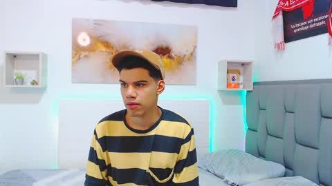 Snapshot of rickii_hot chatting on 04/03/26, 04:38 Ricki online show from 04/03/26, 04:38