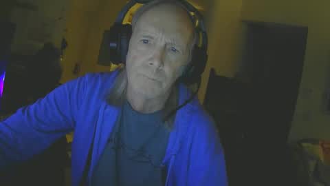 rickl56 online show from 11/17/25, 09:42