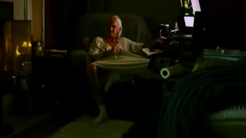 PINK HOLE TWINK online show from 11/12/25, 04:57