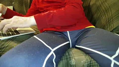 Snapshot of rico_y_suave_4u chatting on 02/25/25, 11:55 Easy if yun are good see my pics online show from 02/25/25, 11:55