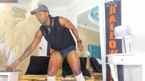 RicoBrowm online show from 10/18/25, 04:59