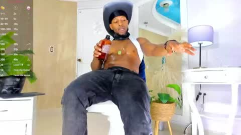 Snapshot of ricobrown777 chatting on 06/13/26, 04:10 RicoBrowm online show from 06/13/26, 04:10