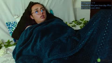 Snapshot of ricocandy chatting on 02/11/26, 03:44 Candy online show from 02/11/26, 03:44