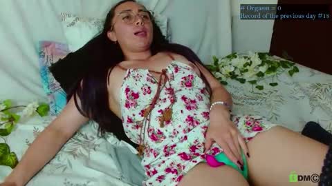 Snapshot of ricocandy chatting on 02/19/26, 04:19 Candy online show from 02/19/26, 04:19