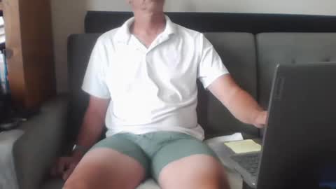 Snapshot of ridemehigh1 chatting on 10/13/25, 04:51 ridemehigh1 online show from 10/13/25, 04:51