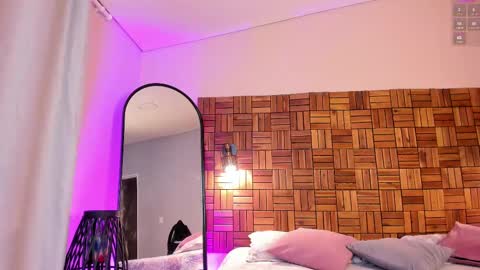 Sara online show from 02/22/25, 10:07