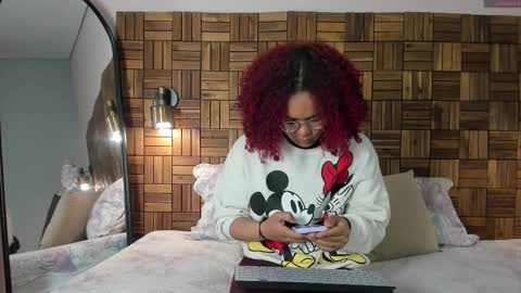 Sara online show from 09/11/25, 10:15