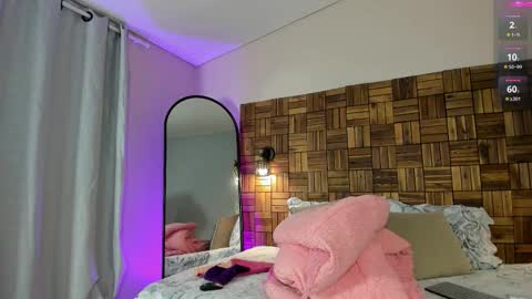 Sara online show from 10/15/25, 10:15