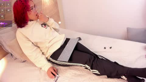 Sara online show from 04/06/26, 10:38