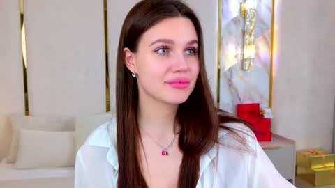 Rihanna online show from 01/05/26, 05:27