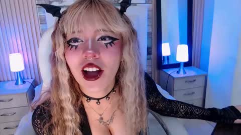 RIHONNA online show from 09/13/25, 12:38