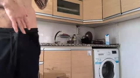 riia362963 online show from 09/18/25, 04:58