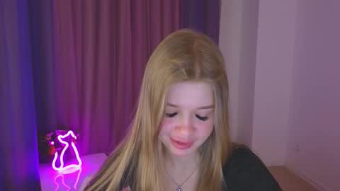 Rina online show from 10/04/25, 09:02