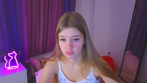 Rina online show from 02/17/26, 09:54