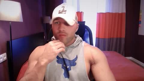 Snapshot of rikadler chatting on 10/20/25, 07:53 rikadler online show from 10/20/25, 07:53