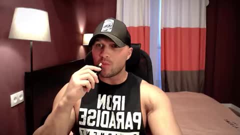 rikadler online show from 10/26/25, 11:05