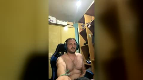 Snapshot of rikardo9996 chatting on 07/08/26, 10:14 rikardo9996 online show from 07/08/26, 10:14