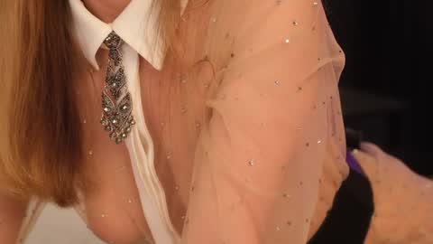    if you wanna buy smth stockingsph etc  custom videos or pics  online show from 02/08/25, 11:01