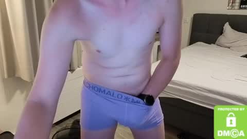 Snapshot of rikwillems chatting on 05/30/26, 09:39 pukwillems online show from 05/30/26, 09:39