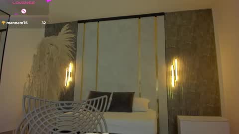 Riley Sierra online show from 01/14/26, 12:33