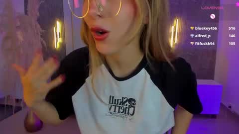 Riley Sierra online show from 07/06/26, 03:03