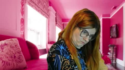 Snapshot of rileycomely chatting on 02/14/25, 01:13 RileyComely online show from 02/14/25, 01:13