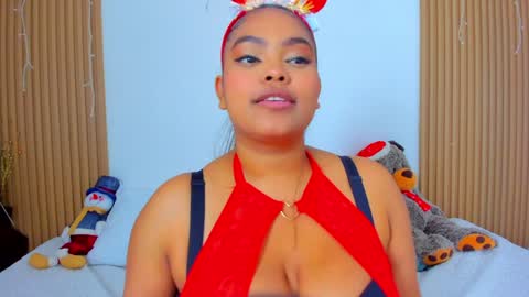 Snapshot of rileydolly chatting on 12/13/24, 10:30 RileyDolly online show from 12/13/24, 10:30