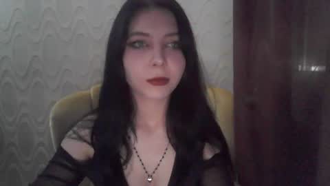 Riley online show from 07/09/26, 08:18