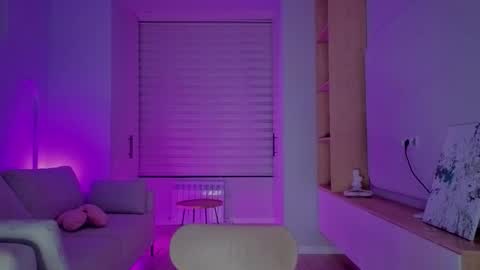 rileymee online show from 11/02/25, 12:13