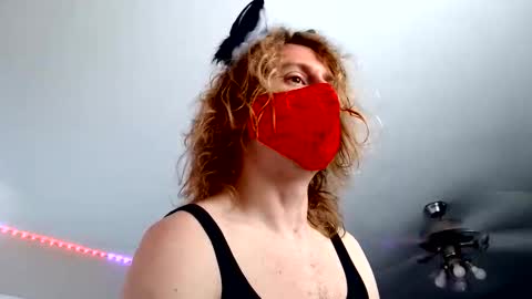 TheRealCatNoir online show from 06/04/26, 07:09