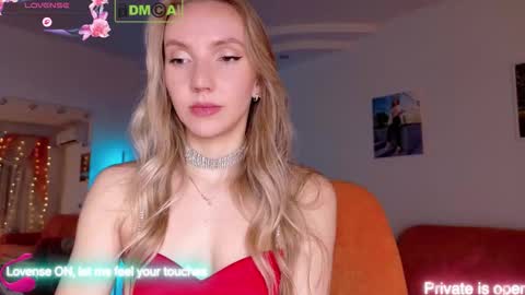 Rina Asty online show from 11/17/25, 06:57