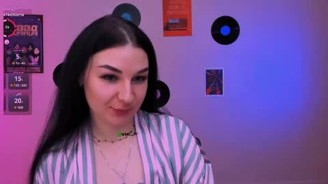 Snapshot of rina_gold_ chatting on 05/10/26, 09:25 Rina online show from 05/10/26, 09:25