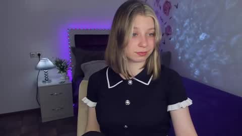 Snapshot of rinacake chatting on 05/26/26, 12:34 rinacake online show from 05/26/26, 12:34