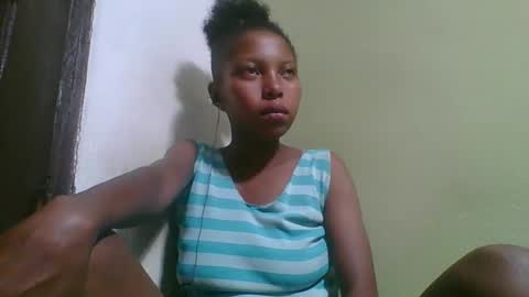 Snapshot of rinah654271 chatting on 02/13/26, 03:46 rinah654271 online show from 02/13/26, 03:46