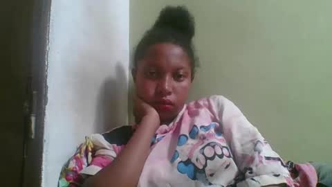 rinah654271 online show from 04/23/26, 12:51