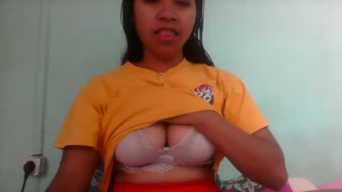 rinah856024 online show from 11/15/25, 06:00