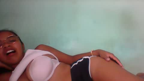 Snapshot of rinah856024 chatting on 05/02/26, 04:45 rinah856024 online show from 05/02/26, 04:45