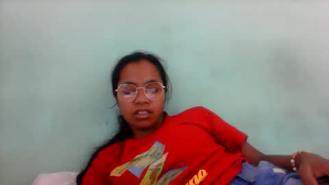 Snapshot of rinah856024 chatting on 05/30/26, 06:27 rinah856024 online show from 05/30/26, 06:27