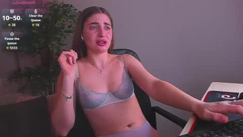 Rina online show from 04/01/26, 09:45