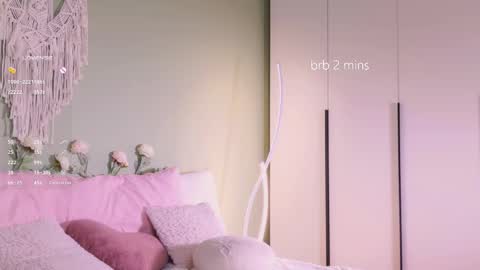 Rina online show from 09/16/25, 09:32