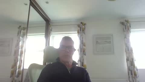 Snapshot of ringomar chatting on 09/24/25, 02:31 Rob online show from 09/24/25, 02:31