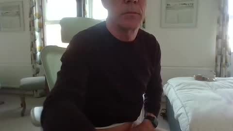 Snapshot of ringomar chatting on 11/14/25, 12:59 Rob online show from 11/14/25, 12:59