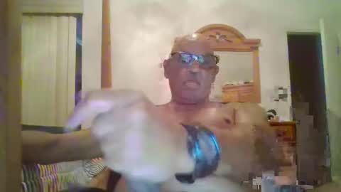 Snapshot of rionel chatting on 01/11/26, 03:22 RioNel online show from 01/11/26, 03:22