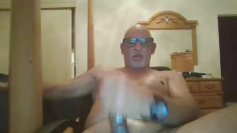 Snapshot of rionel chatting on 02/13/26, 01:45 RioNel online show from 02/13/26, 01:45