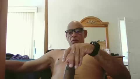 Snapshot of rionel chatting on 04/13/26, 04:01 RioNel online show from 04/13/26, 04:01