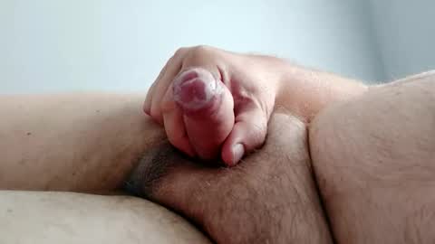 Snapshot of ripa35 chatting on 11/14/25, 02:21 ripa35 online show from 11/14/25, 02:21