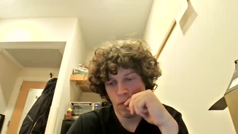 Snapshot of riphunter1 chatting on 03/06/25, 02:30 riphunter1 online show from 03/06/25, 02:30