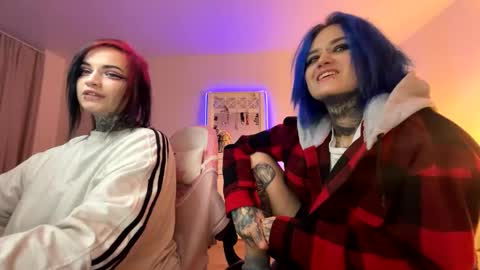   DianaBrite            fansl y online show from 12/01/24, 05:57